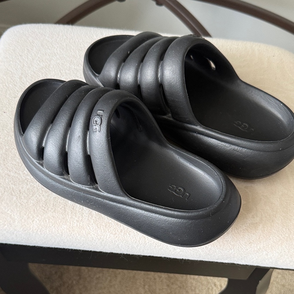 Youth UGG Black Slide Sandals